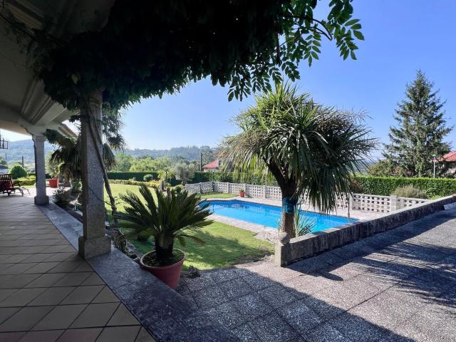 Chalet, Cerdedo Cotobade