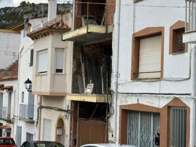 Chalet, Cervera del Maestre