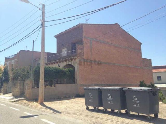 Chalet, Cerviá de les Garrigues
