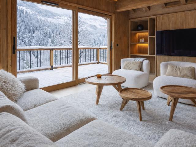 Chalet chaleureux neuf meublé avec vue montagnes 160m² Les Belleville