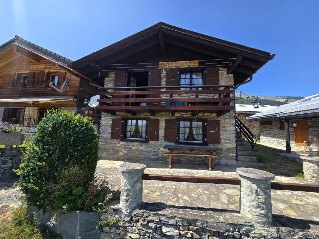 Chalet Clô di Meitra / Midway Ayent und Anzère / EINZELAGENT