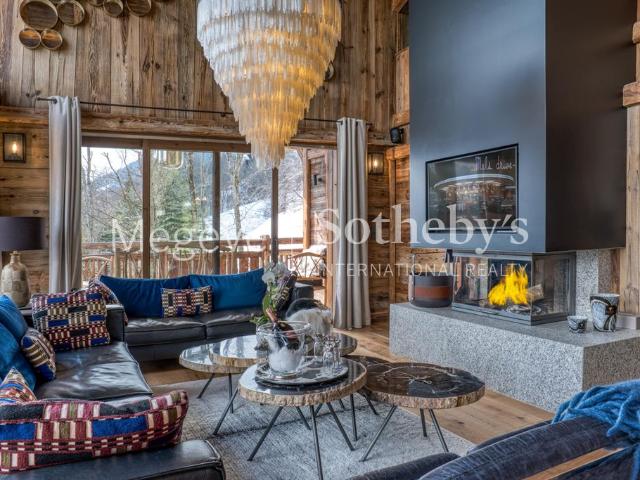 Chalet Crystal White à louer à Megève centre avec piscine et spa