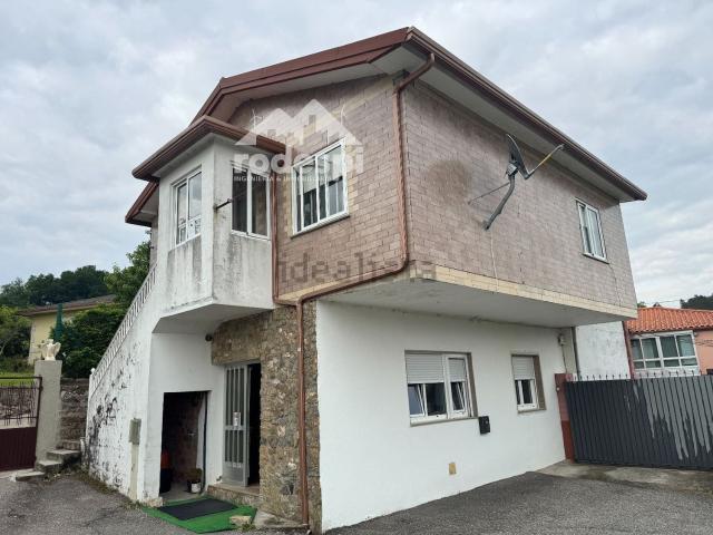 Chalet, Crecente