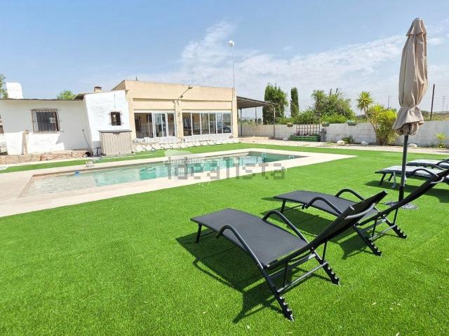 Chalet, Crevillente