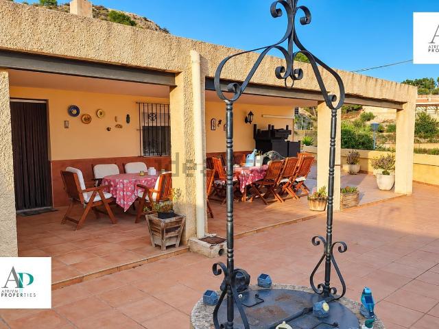 Chalet, Crevillente
