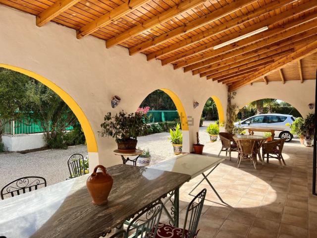 Chalet, Crevillente