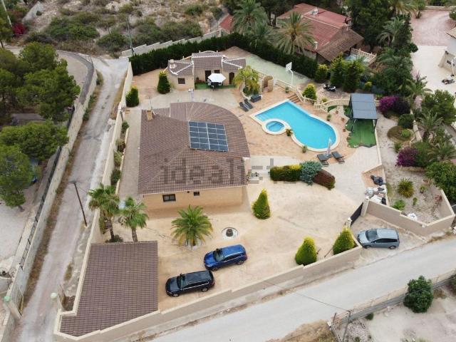 Chalet, Crevillente