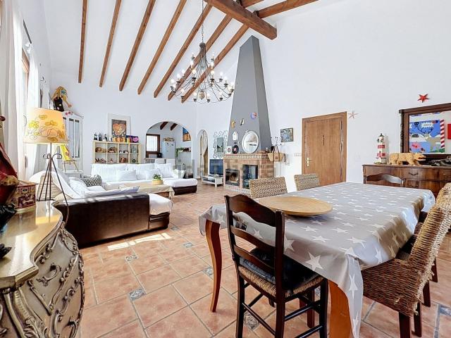Chalet, Crevillente