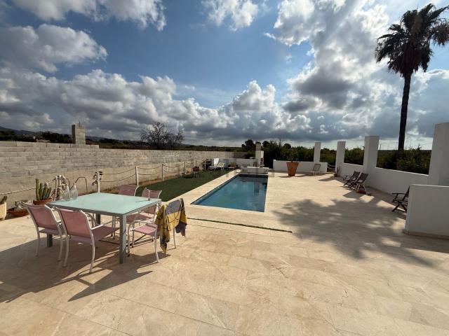 Chalet, Crevillente