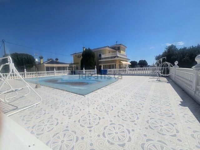 Chalet, Crevillente