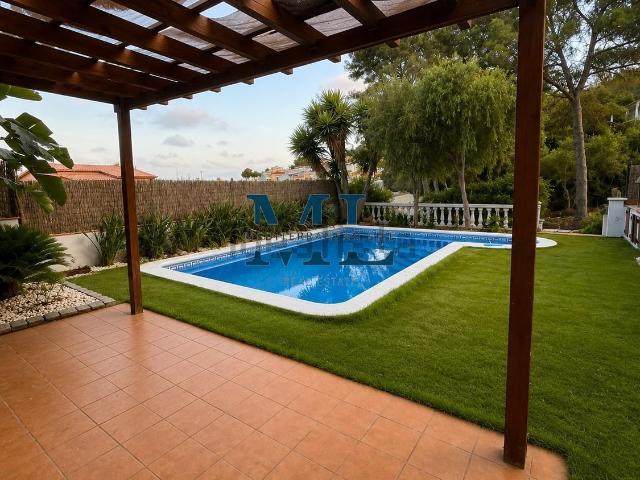 Chalet, Cubelles
