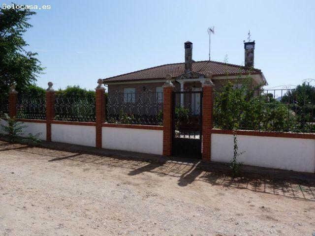 CHALET CUBILLAS DE SANTA MARTA URBANIZACION PAGO LAS VENTAS