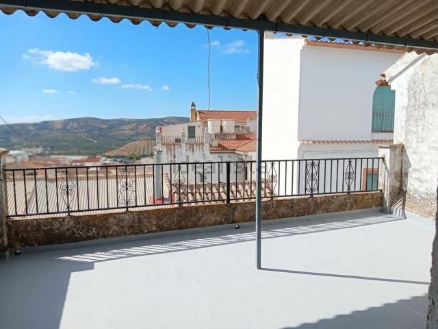 Chalet, Cuevas de San Marcos