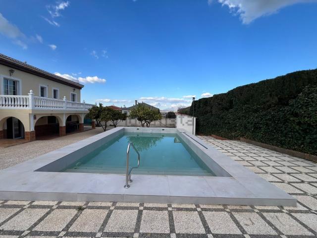 Chalet, Cullar Vega
