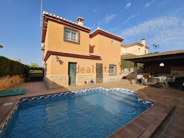 Chalet, Cullar Vega