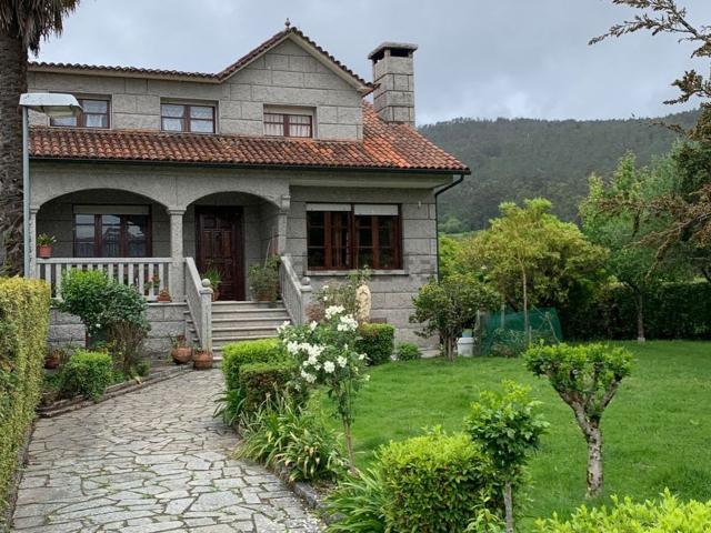 Chalet, Cuntis