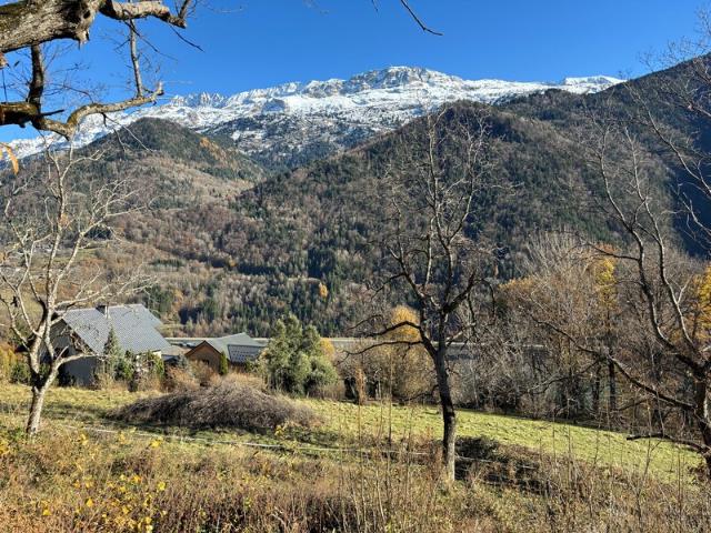 Chalet 4 chambres à Allemond – Terrasse plein sud, vue lac et montagnes