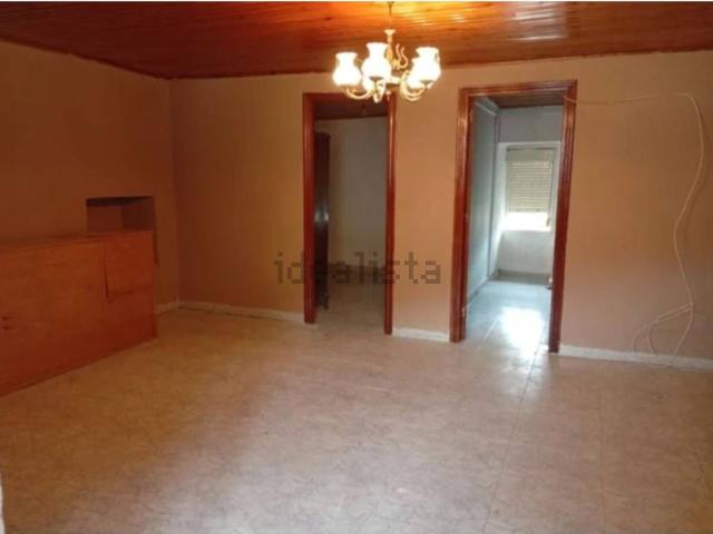 Chalet, A Bola