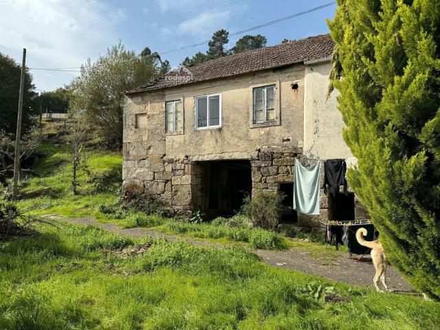 Chalet, A Cañiza
