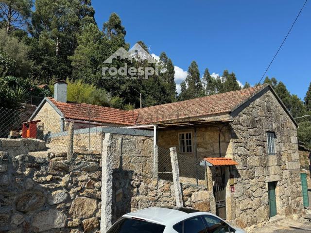 Chalet, A Cañiza