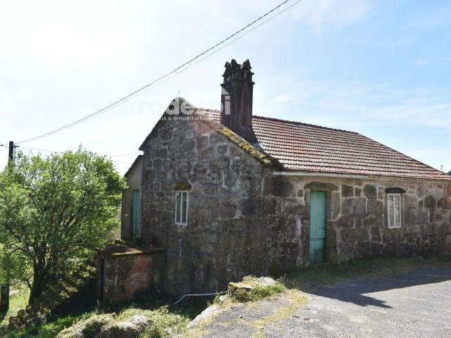 Chalet, A Cañiza