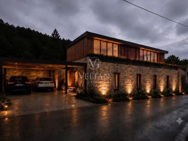 Chalet, A Cañiza