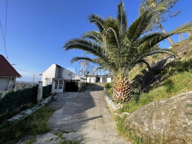Chalet, A Cañiza
