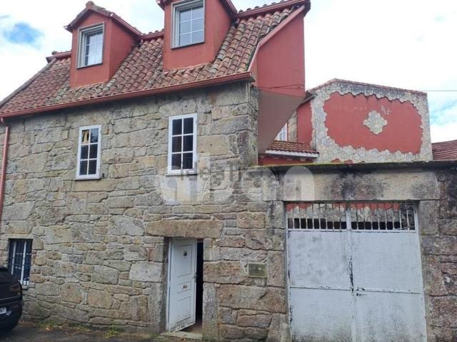 Chalet, A Cañiza