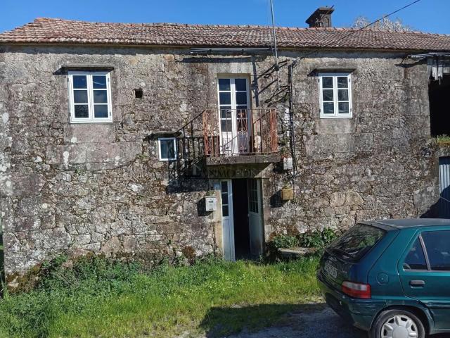 Chalet, A Estrada