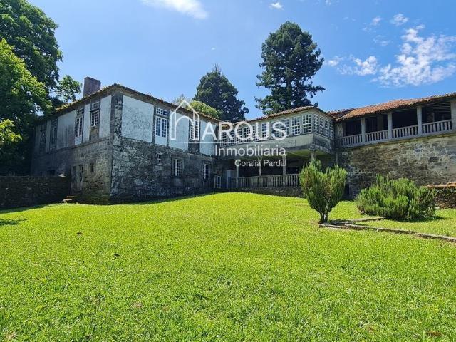 Chalet, A Estrada