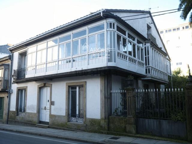 Chalet, A Estrada