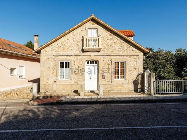 Chalet, A Guarda