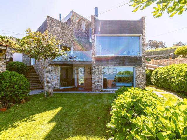 Chalet, A Guarda