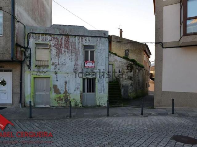 Chalet, A Guarda