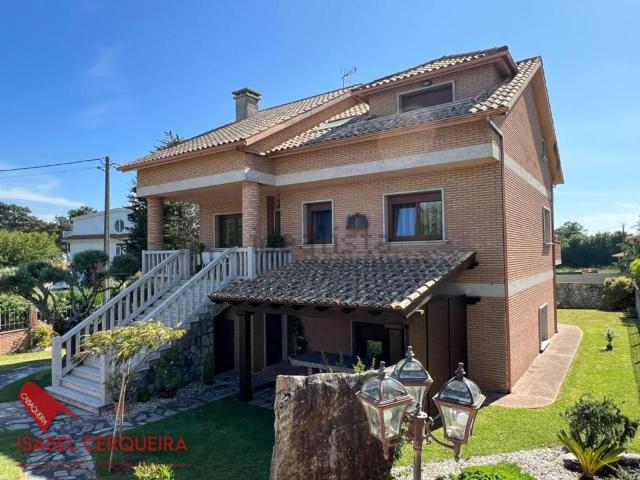 Chalet, A Guarda