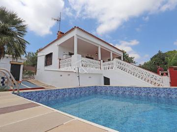 Chalet a la venta en suelo rústico en Montserrat, Valencia