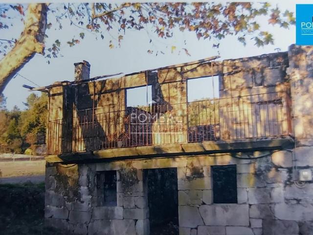 Chalet, A Peroxa