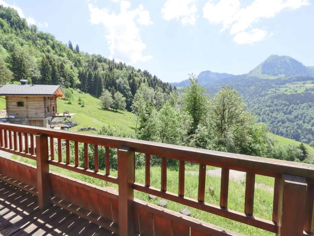 Chalet a rénover, Manigod 100m² Manigod