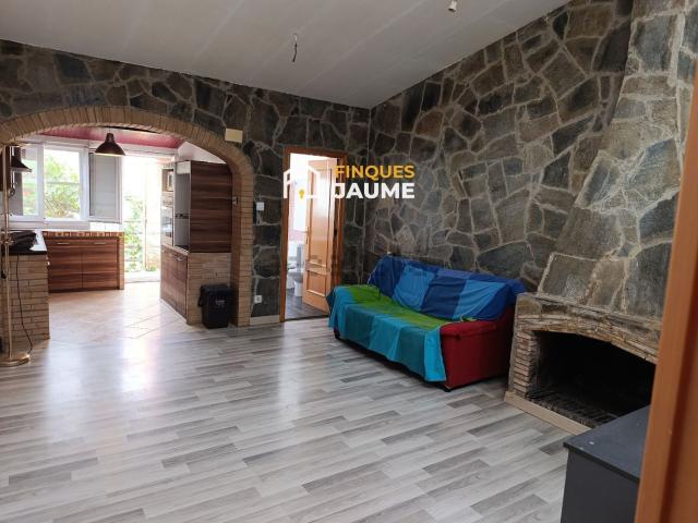 Chalet, Anglesola