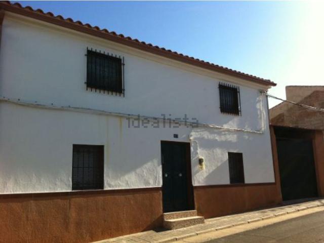 Chalet, Abenojar
