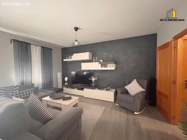 CHALET ADOSADO TOTALMENTE REFORMADO · CALIDAD, LUZ Y CONFORT