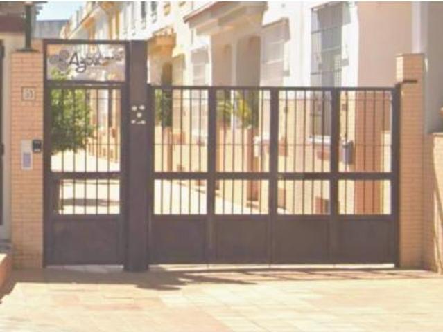 Chalet adosado Venta Utrera, Utrera