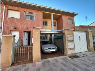 Chalet adosado Venta Valladolid Capital, Las Flores San Isidro Pajarillos