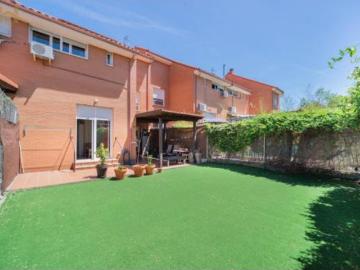 Chalet adosado Venta Boadilla del Monte, Sector S