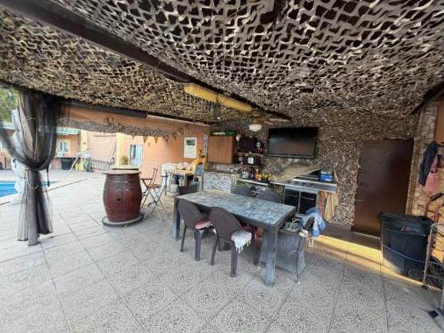 Chalet adosado Venta Dos Hermanas, Entrenúcleos