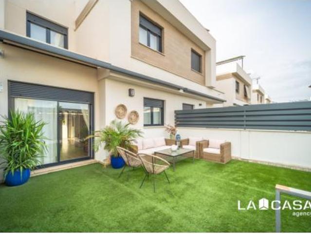 Chalet adosado Venta Dos Hermanas, Entrenúcleos