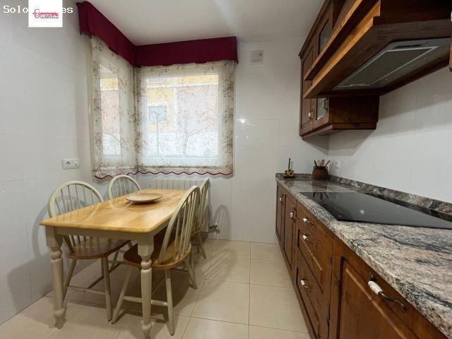 CHALET ADOSADO VENTA EN V 1