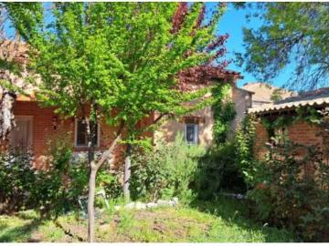 Chalet adosado Venta Matapozuelos, Matapozuelos