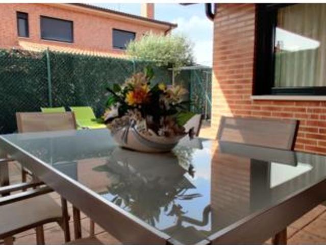 Chalet adosado Venta Renedo de Esgueva, Renedo de Esgueva