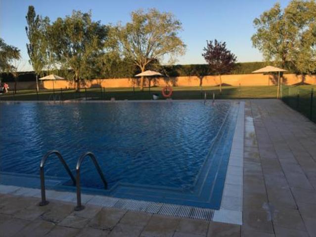 Chalet adosado Venta Santa María del Campo, Santa María del Campo